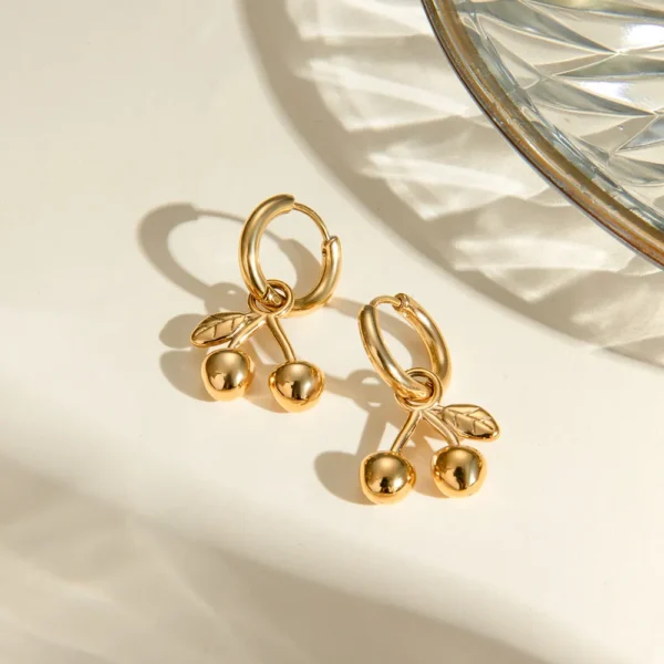 Boucles d'oreilles Cerise or – Image 2